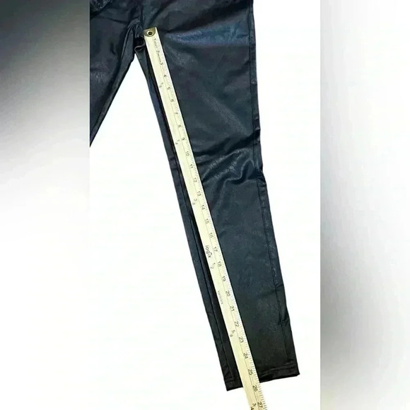 Tagoo Faux Leather Leggings High Waisted Pants Stretch Skinny Pockets Medium NWT - Picture 6 of 9